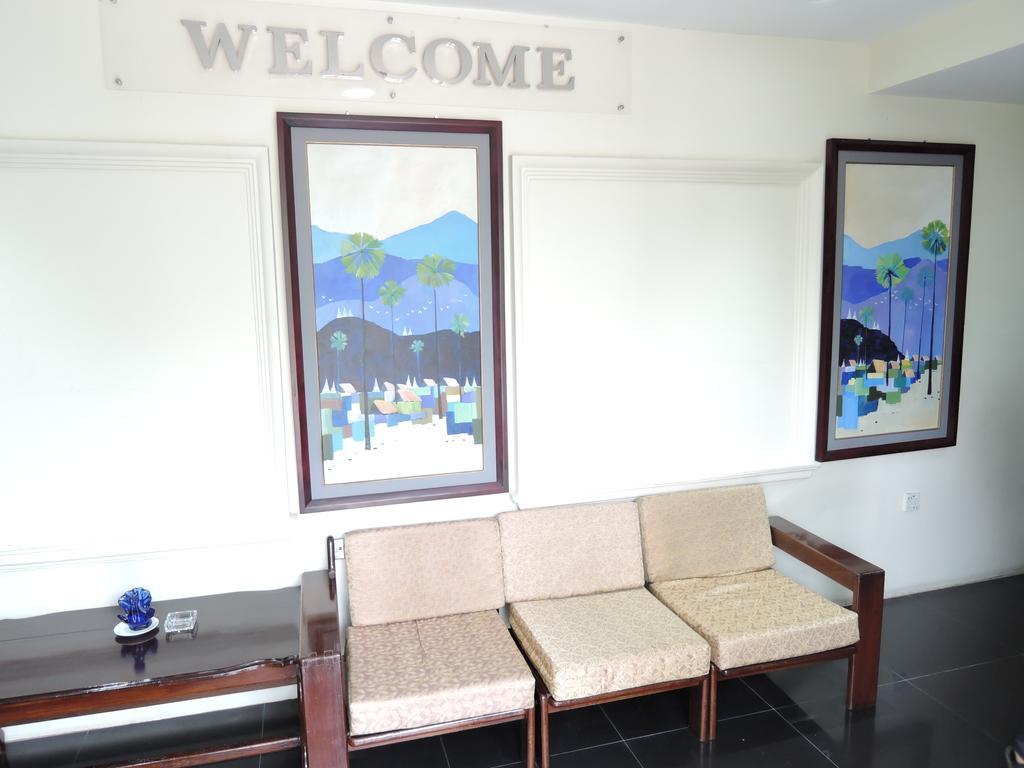 Aye Chan Thar Hotel Yangon Exterior photo